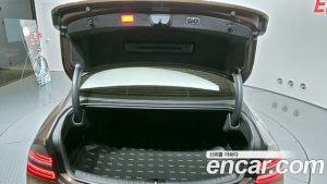 Genesis G80 Бензин 3.5 Turbo AWD 2025 года из Южной Кореи