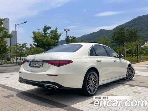 Mercedes-Benz S-Class S500L 4MATIC 2023 года из Южной Кореи