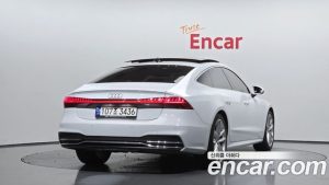 Audi A7 45 TDI 4WD Premium 2023 года из Южной Кореи