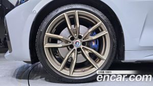 BMW 4-Series M440i xDrive Online Exclusive Cabriolet 2024 года из Южной Кореи
