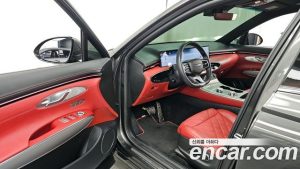 Genesis GV70 2.5T Бензин 2WD 2025 года из Южной Кореи