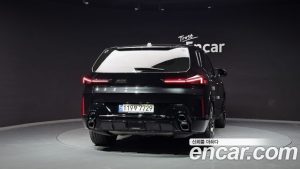 BMW XM 4.4 2023 года из Южной Кореи