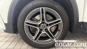 Mercedes-Benz GLB-Class GLB250 4MATIC 2024 года из Южной Кореи
