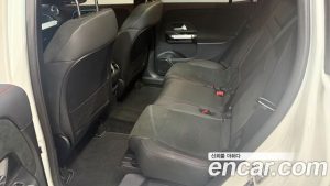 Mercedes-Benz GLB-Class GLB250 4MATIC 2024 года из Южной Кореи