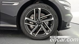Genesis G80 Бензин 2.5 Turbo 2WD 2025 года из Южной Кореи