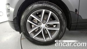 Land Rover Range Rover Evoque P250 Dynamic SE 2024 года из Южной Кореи
