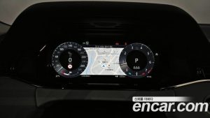 Land Rover Range Rover Evoque P250 Dynamic SE 2024 года из Южной Кореи