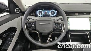 Land Rover Range Rover Evoque P250 Dynamic SE 2024 года из Южной Кореи