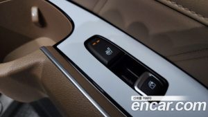 Kia Sorento HEV 1.6 2WD 2024 года из Южной Кореи