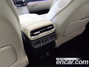 Genesis GV80 2.5T Бензин AWD 2025 года из Южной Кореи