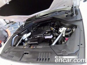 Genesis GV80 2.5T Бензин AWD 2025 года из Южной Кореи