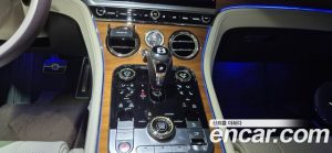 Bentley Continental 4.0 GT Azure 2023 года из Южной Кореи