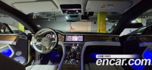 Bentley Continental 4.0 GT Azure 2023 года из Южной Кореи