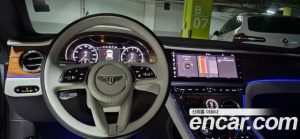 Bentley Continental 4.0 GT Azure 2023 года из Южной Кореи