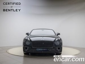 Bentley Continental 4.0 GT Azure 2024 года из Южной Кореи