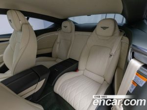 Bentley Continental 4.0 GT Azure 2024 года из Южной Кореи