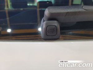 Genesis GV80 2.5T Бензин AWD 2024 года из Южной Кореи
