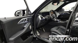 BMW XM 4.4 2023 года из Южной Кореи