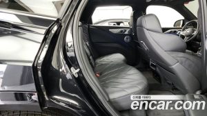 BMW XM 4.4 2023 года из Южной Кореи