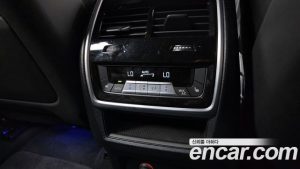 BMW XM 4.4 2023 года из Южной Кореи