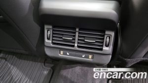 Land Rover Range Rover Evoque P250 S 2024 года из Южной Кореи