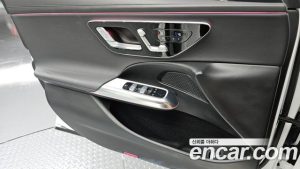 Mercedes-Benz E-Class E200 Avantgarde 2025 года из Южной Кореи