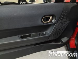 Mini Cooper ESSENTIAL 2025 года из Южной Кореи