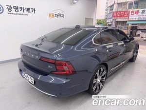 Volvo S90 B6 AWD ULTIMATE Bright 2023 года из Южной Кореи