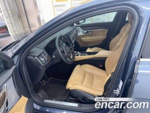 Volvo S90 B6 AWD ULTIMATE Bright 2023 года из Южной Кореи