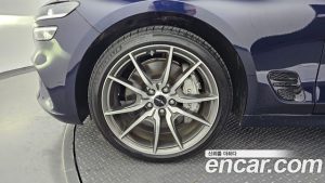 Genesis G70 Бензин 2.5T 2WD 2024 года из Южной Кореи