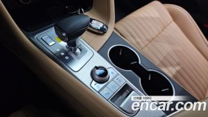 Genesis G70 Бензин 2.5T 2WD 2024 года из Южной Кореи