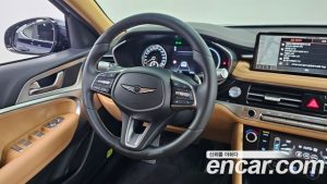 Genesis G70 Бензин 2.5T 2WD 2024 года из Южной Кореи