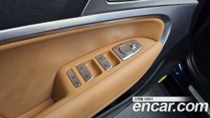 Genesis G70 Бензин 2.5T 2WD 2024 года из Южной Кореи