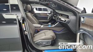 Audi A7 55 TFSI 4WD Premium 2023 года из Южной Кореи