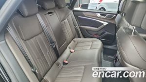 Audi A7 55 TFSI 4WD Premium 2023 года из Южной Кореи