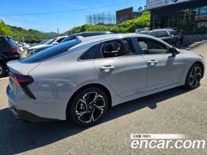 Kia K5 Noblesse 2025 года из Южной Кореи