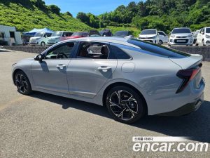 Kia K5 Noblesse 2025 года из Южной Кореи