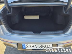 Kia K5 Noblesse 2025 года из Южной Кореи