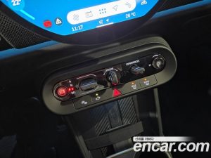 Mini Cooper CLASSIC 2025 года из Южной Кореи