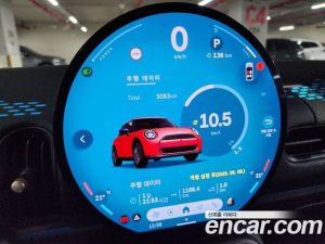 Mini Cooper ESSENTIAL 2025 года из Южной Кореи