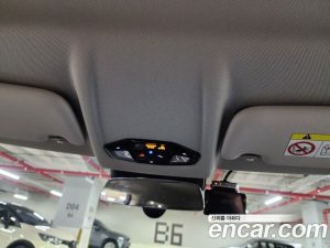 Mini Cooper ESSENTIAL 2025 года из Южной Кореи