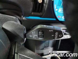 Mini Cooper ESSENTIAL 2025 года из Южной Кореи