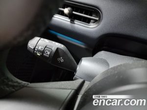 Mini Cooper ESSENTIAL 2025 года из Южной Кореи