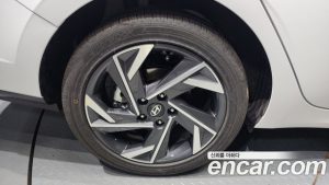 Hyundai AVANTE 1.6 LPi 2025 года из Южной Кореи