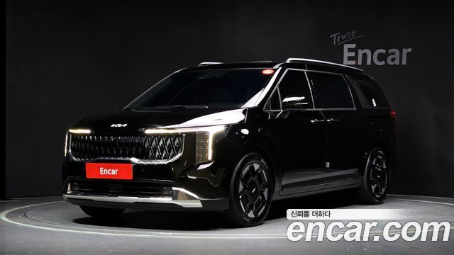Kia Canival Бензин 9-Seater Signature 2024 года из Кореи
