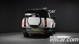 Land Rover Defender 130 P400 X- HSE 2023 года из Южной Кореи