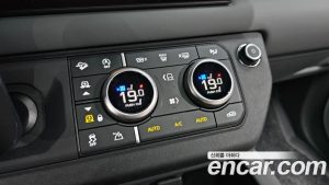 Land Rover Defender 130 P400 X- HSE 2023 года из Южной Кореи