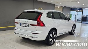 Volvo XC60 T8 Ultra Bright 2025 года из Южной Кореи