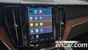 Volvo XC60 T8 Ultra Bright 2025 года из Южной Кореи