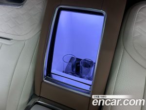 Land Rover Range Rover P530 SV LWB 2023 года из Южной Кореи